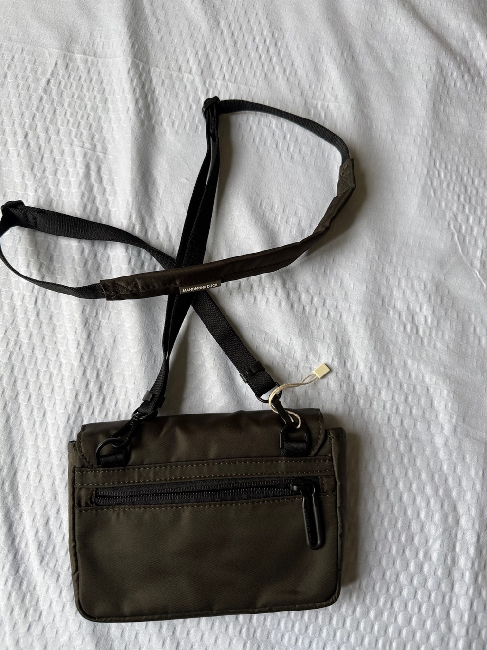 MANDARINA DUCK Olive Green Crossbody Bag with Adjustable Black Strap✨ - Picture 7 of 10
